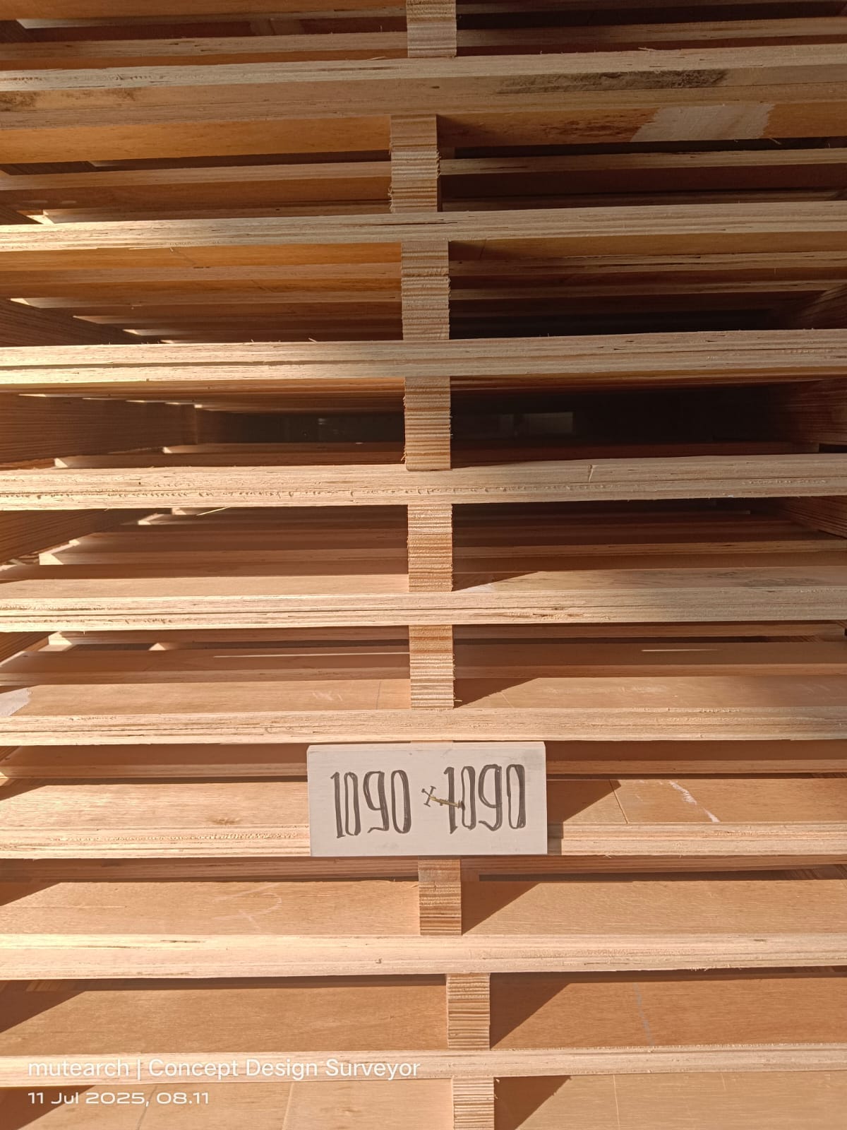 Wood pallet for shipping — custom dimension export pallet sample
